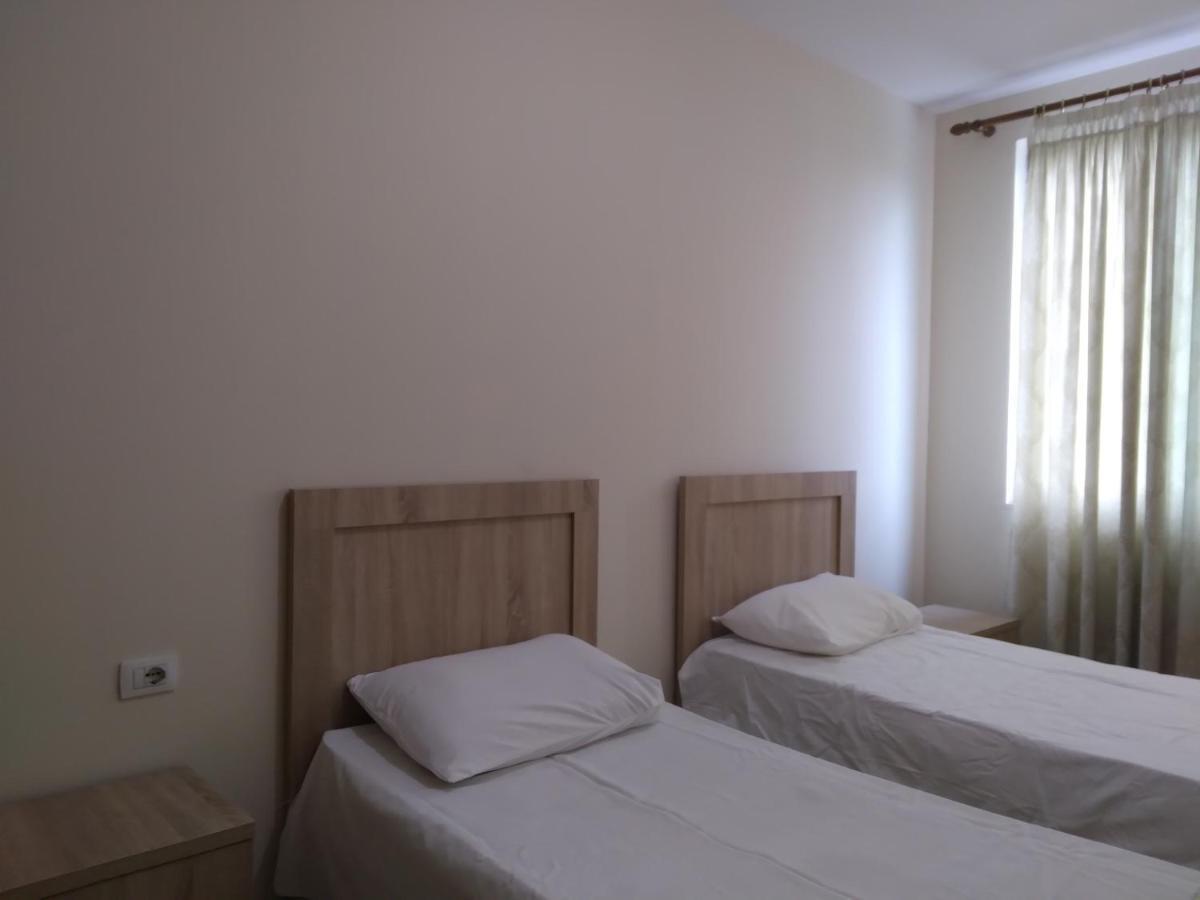 Bajovah Apartments & Restaurant Τίρανα Εξωτερικό φωτογραφία