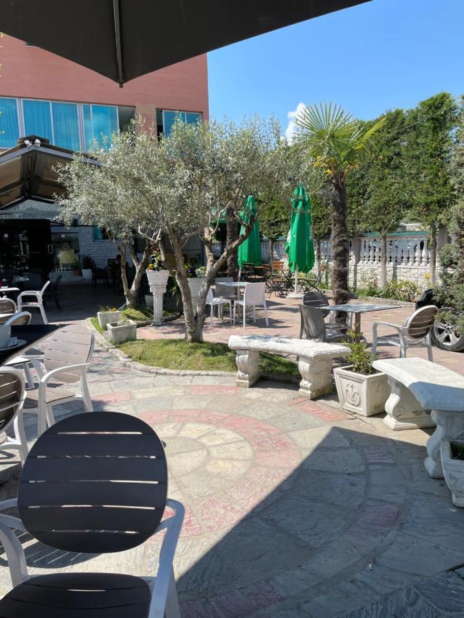 Bajovah Apartments & Restaurant Τίρανα Εξωτερικό φωτογραφία